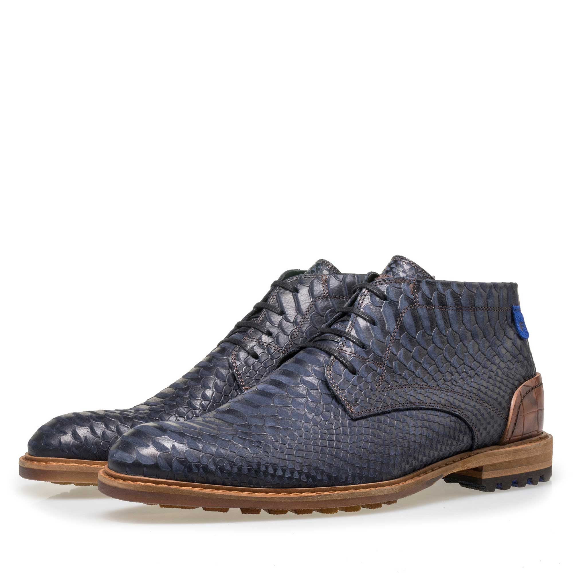 10907/07 - Floris van Bommel blauwe leren heren veterboot met een snakeprint 10907/07 - Floris van Bommel blauwe leren heren veterboot met een snakeprint