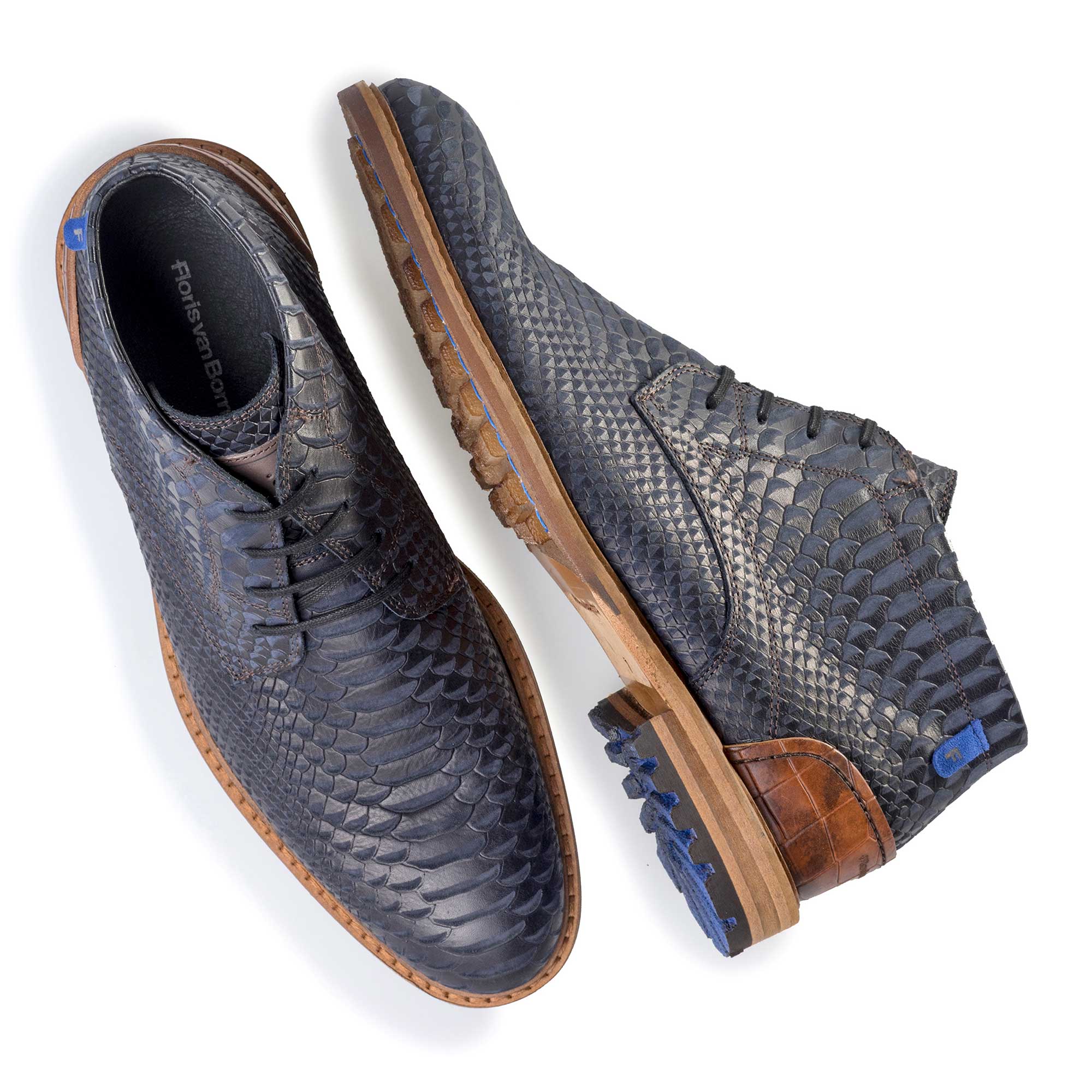 10907/07 - Floris van Bommel blauwe leren heren veterboot met een snakeprint 10907/07 - Floris van Bommel blauwe leren heren veterboot met een snakeprint