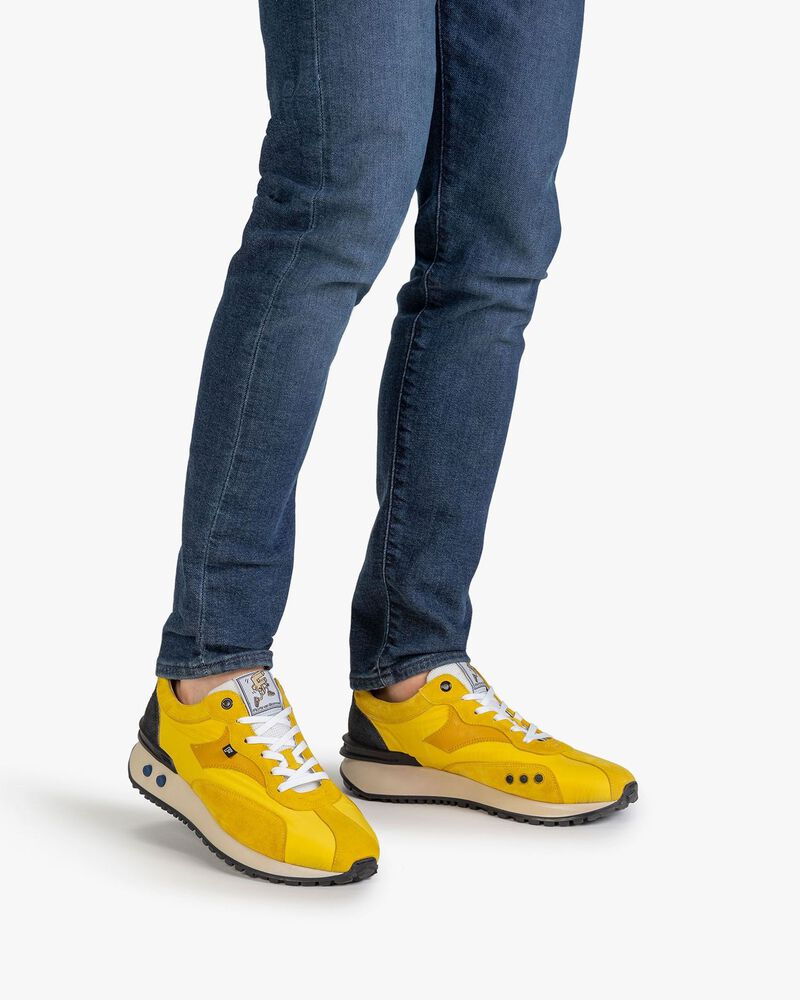 Sneaker textiel geel