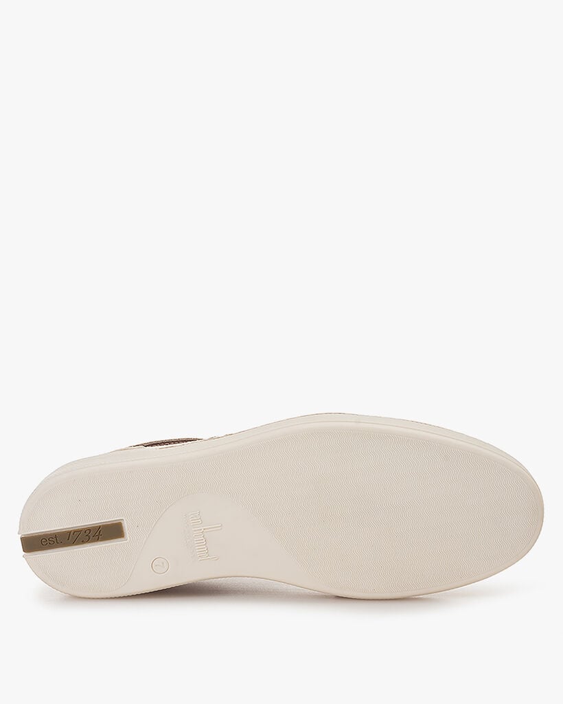 The product image is missing!