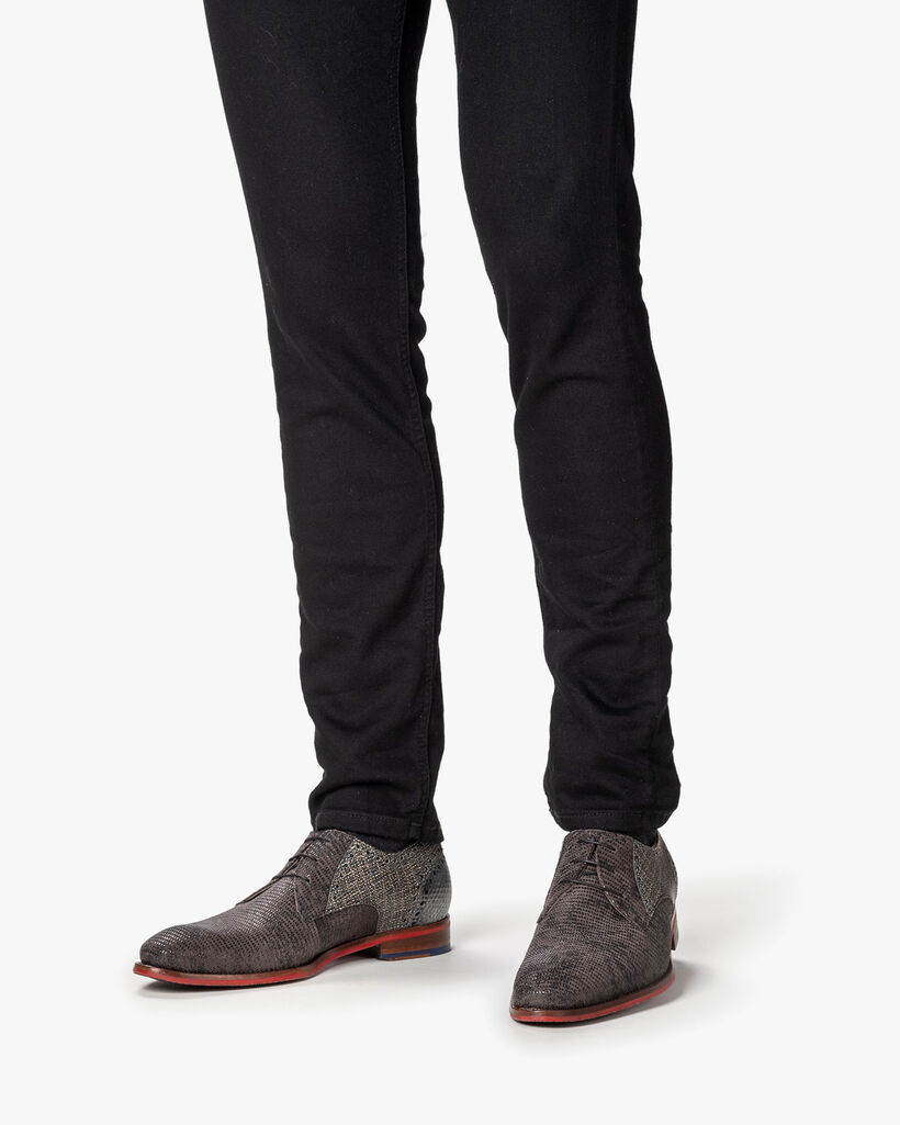 Veterschoen geprint su&egrave;de grijs