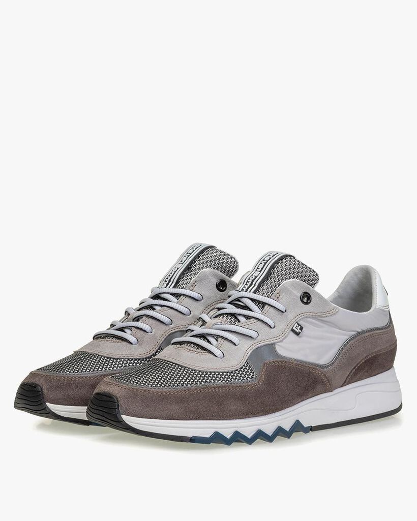 Nineti su&egrave;de lichtgrijs