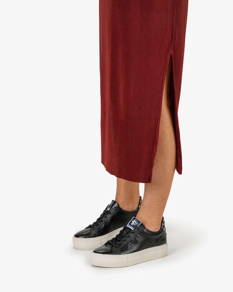 Sneaker calf leather black