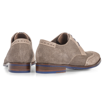 Sand-coloured suede leather lace shoe with print