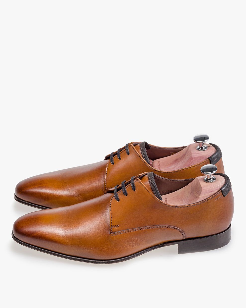 Schoenspanners shop van haren