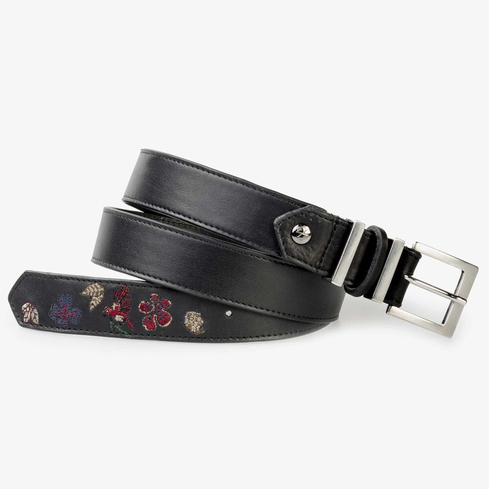Black leather women's belt with embroidery details