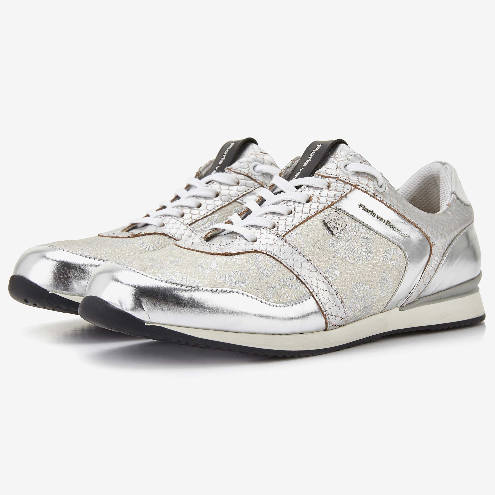 Zilveren bloem dames sneaker 85086 00 Floris van Bommel