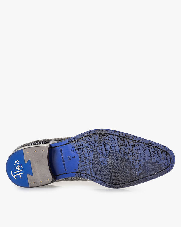 Lace shoe patent leather black and white