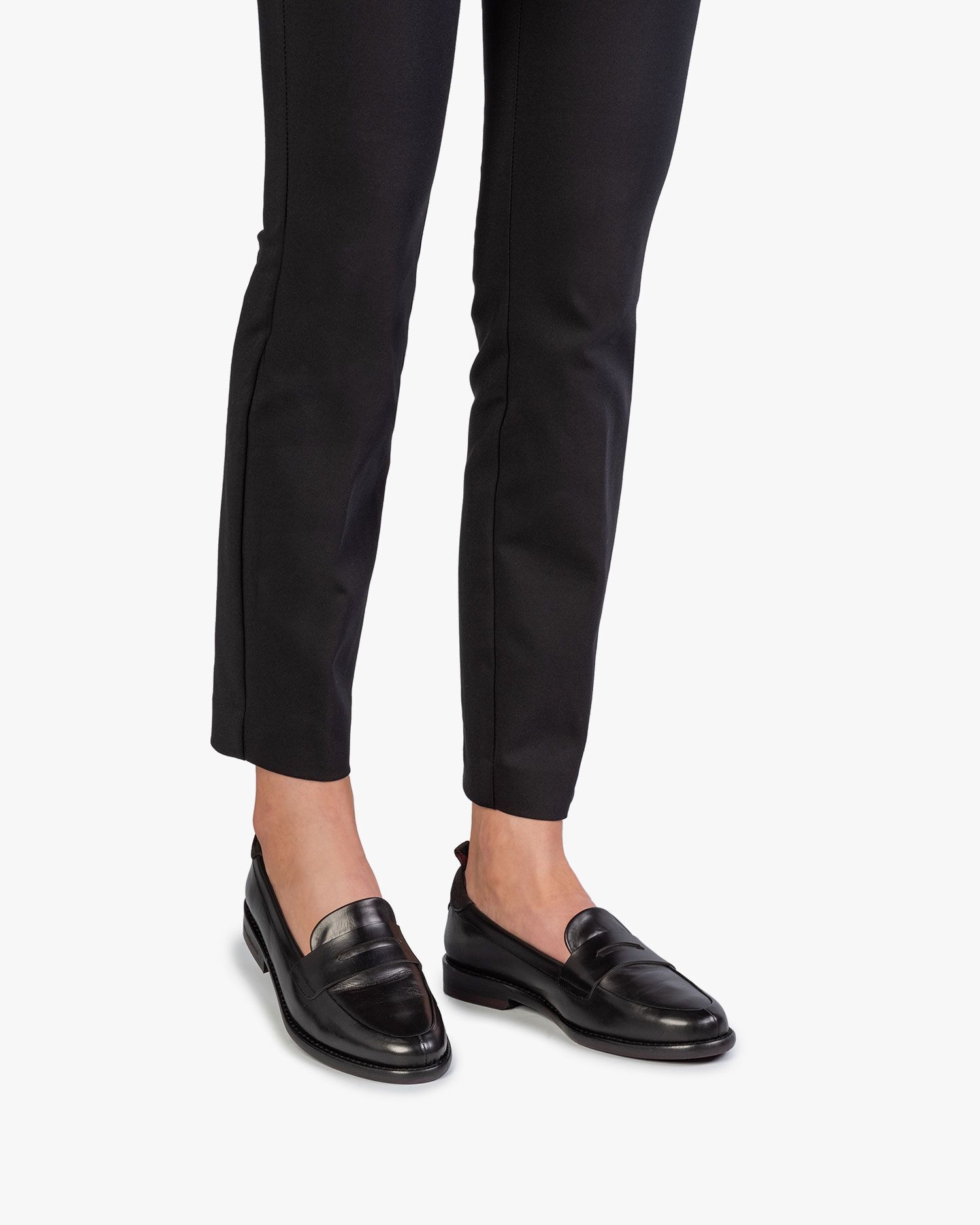 Zwarte kalfsleren dames loafer SFW-40010-10-01 | Floris van Bommel Women®