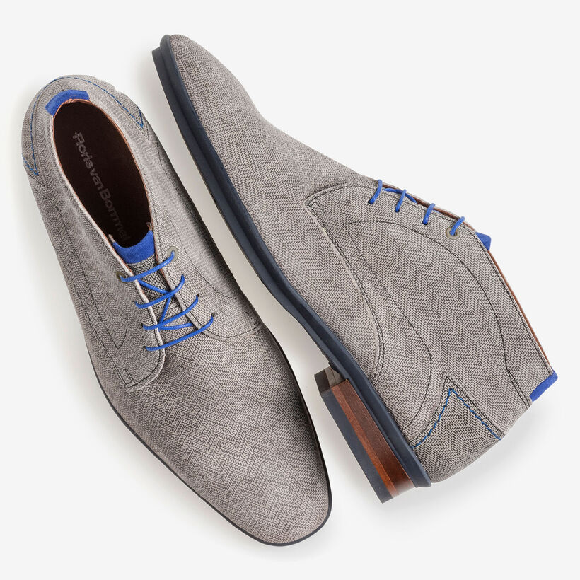 Lichtgrijze su&egrave;de veterboot met print