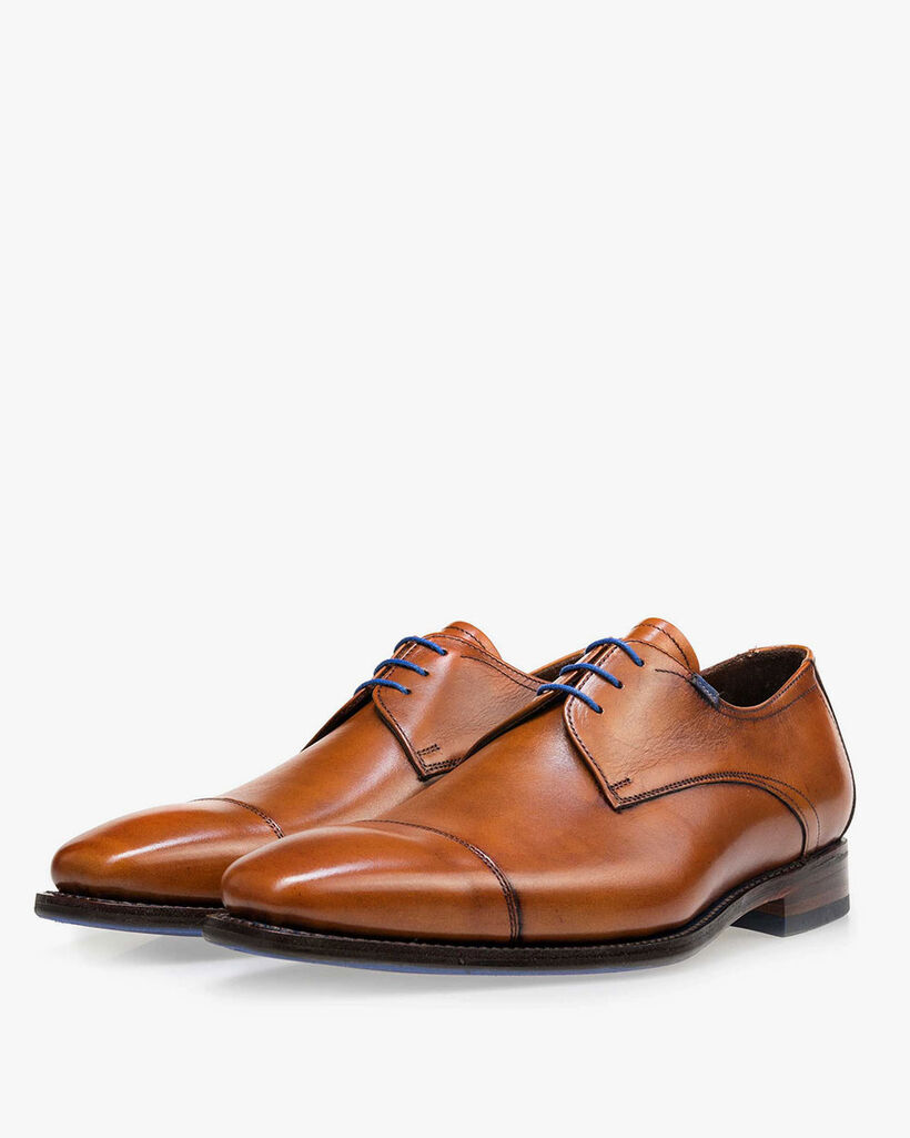 Lace shoe calf leather cognac