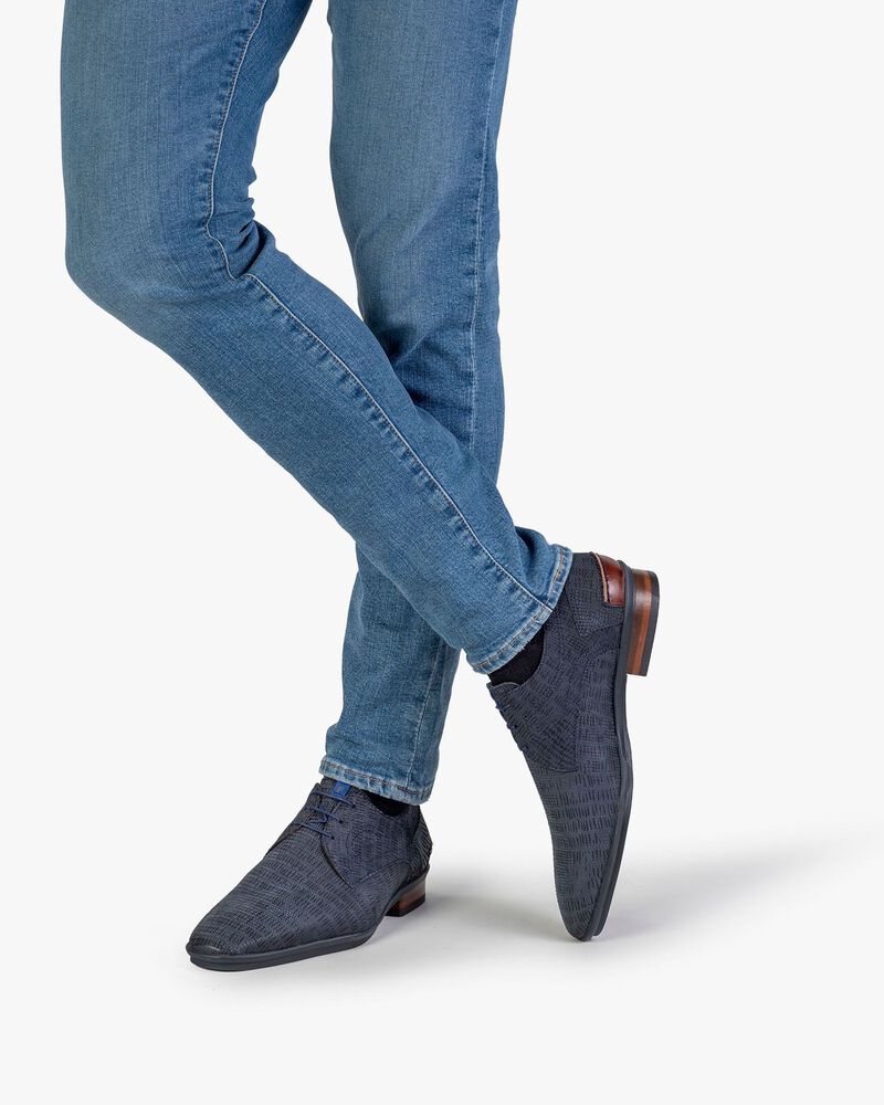 Lace shoe with print dark blue