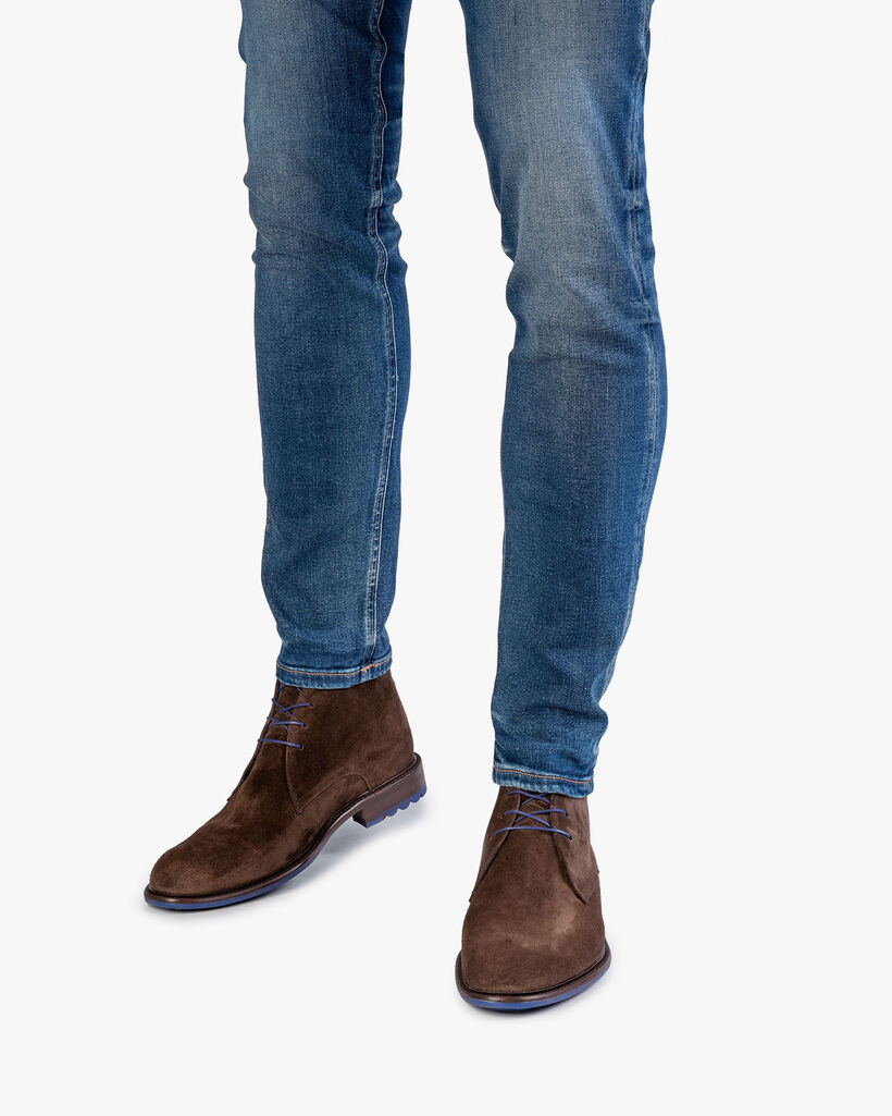 Lace boot suede leather taupe