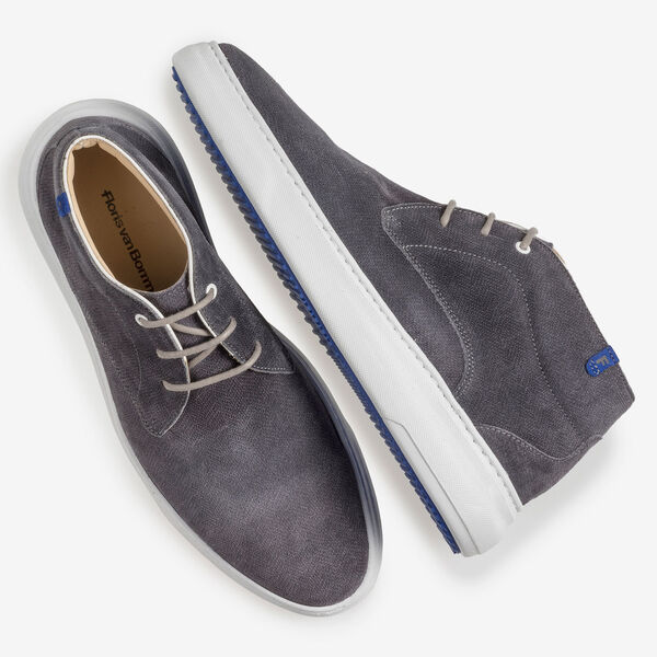 Dark grey suede leather lace boot with print