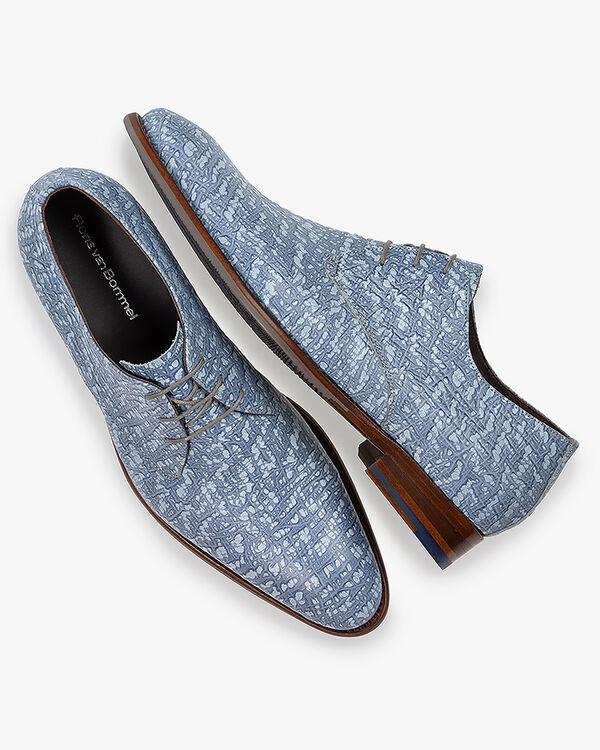 Lakleren veterschoen met crocoprint