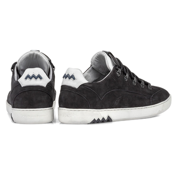 Hiking sneaker nubuck leather black