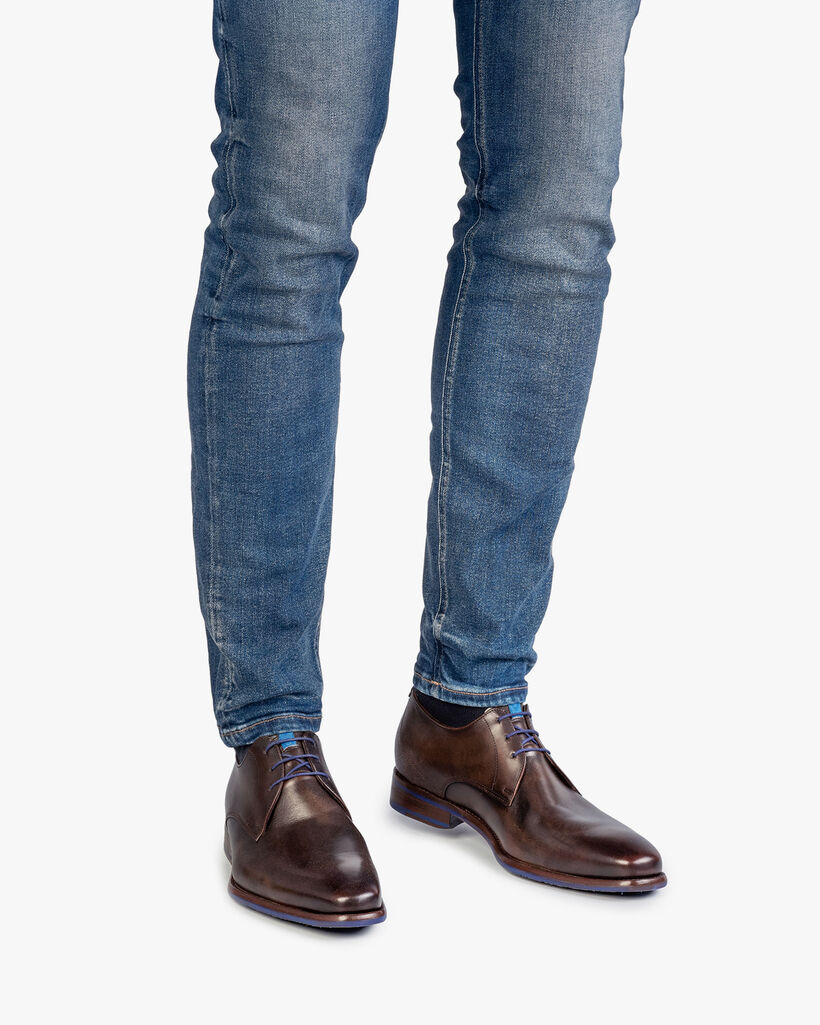 Veterschoen kalfsleer donkerbruin