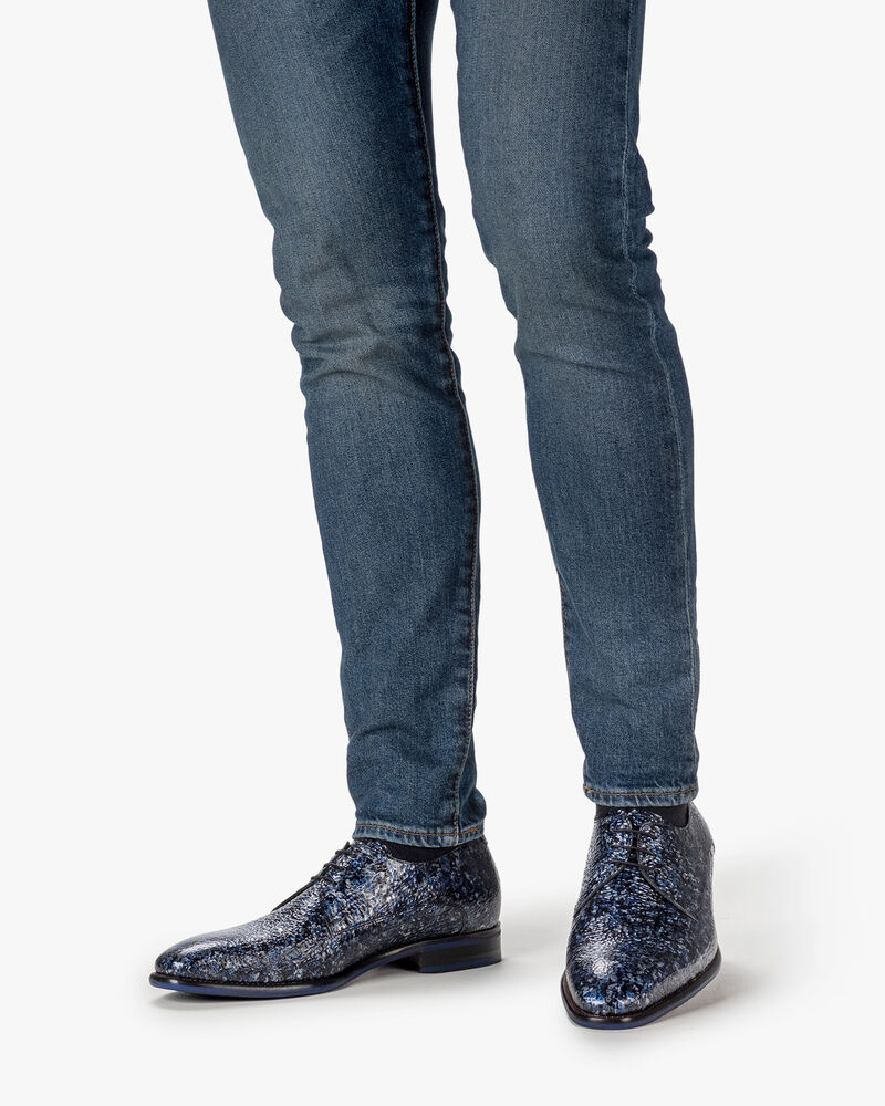 Veterschoen metallicprint blauw
