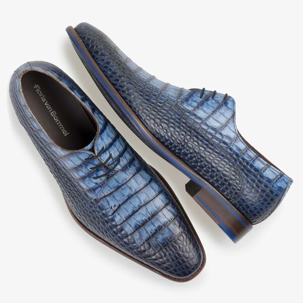 Blue croco print calf leather lace shoe