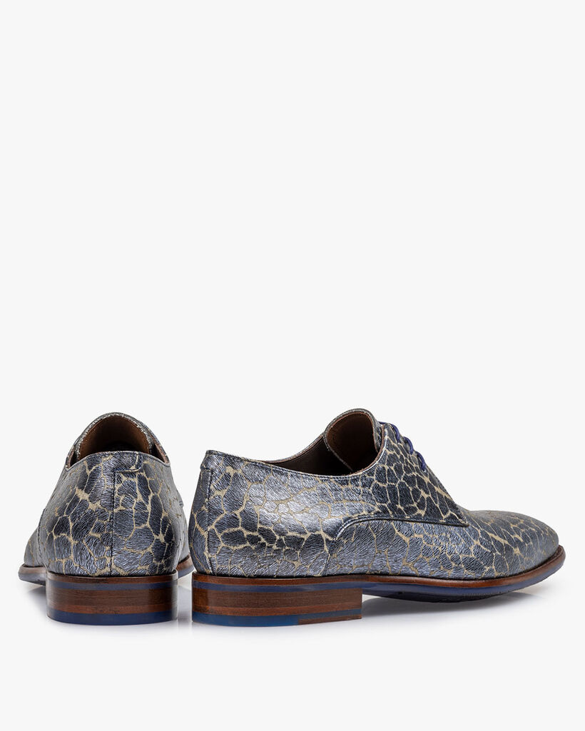 Veterschoen blauw metallic print