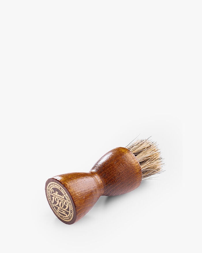 Application brush round colourless