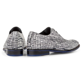 Veterschoen lakleer wit