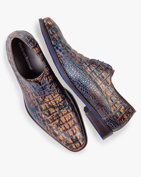 Lace shoe croco print cognac