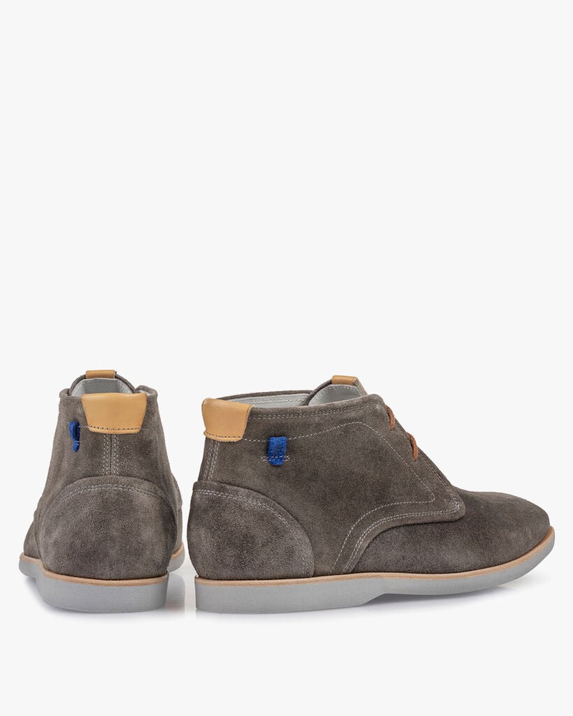 Boot su&egrave;de donkergrijs