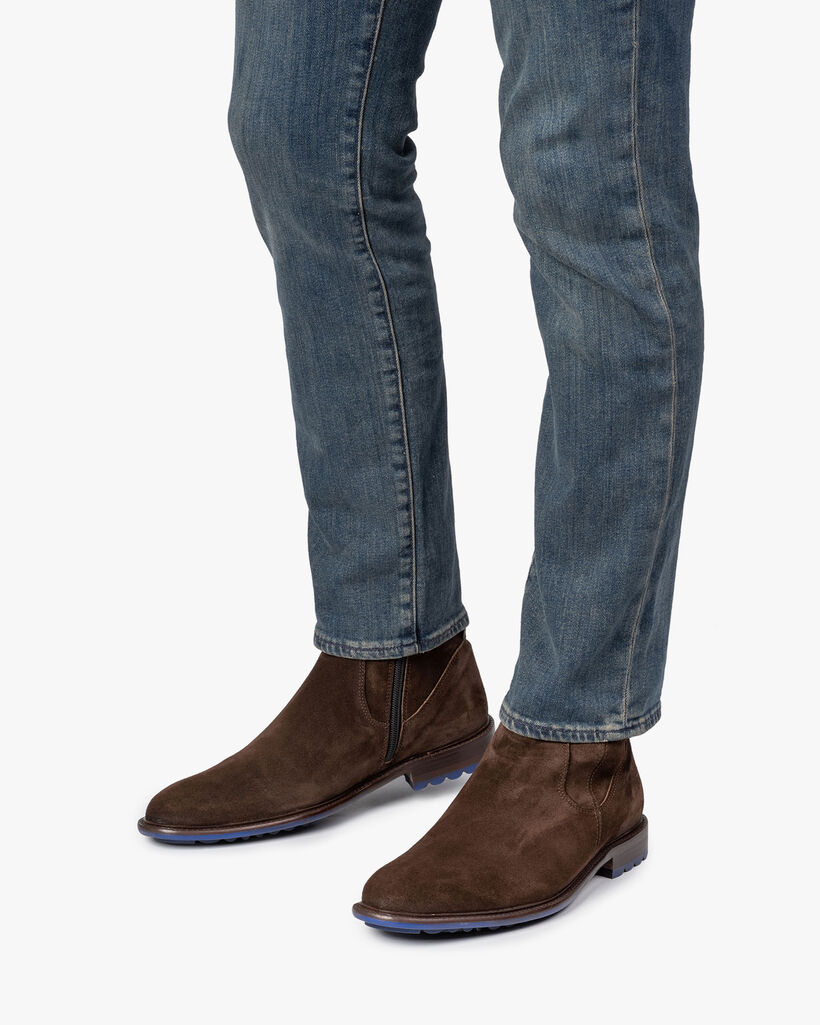 Wolgevoerde boot bruin