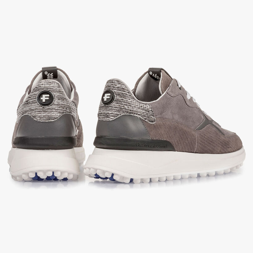 Grey suede leather sneaker with print
