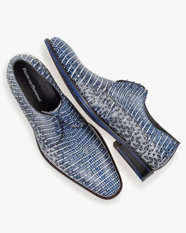 Lace shoe with print blue