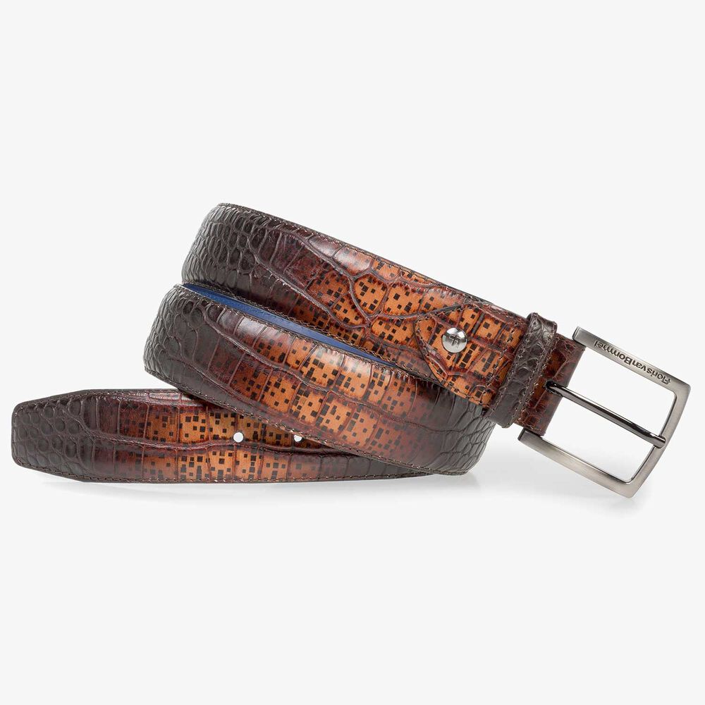Premium cognac-coloured croco leather belt