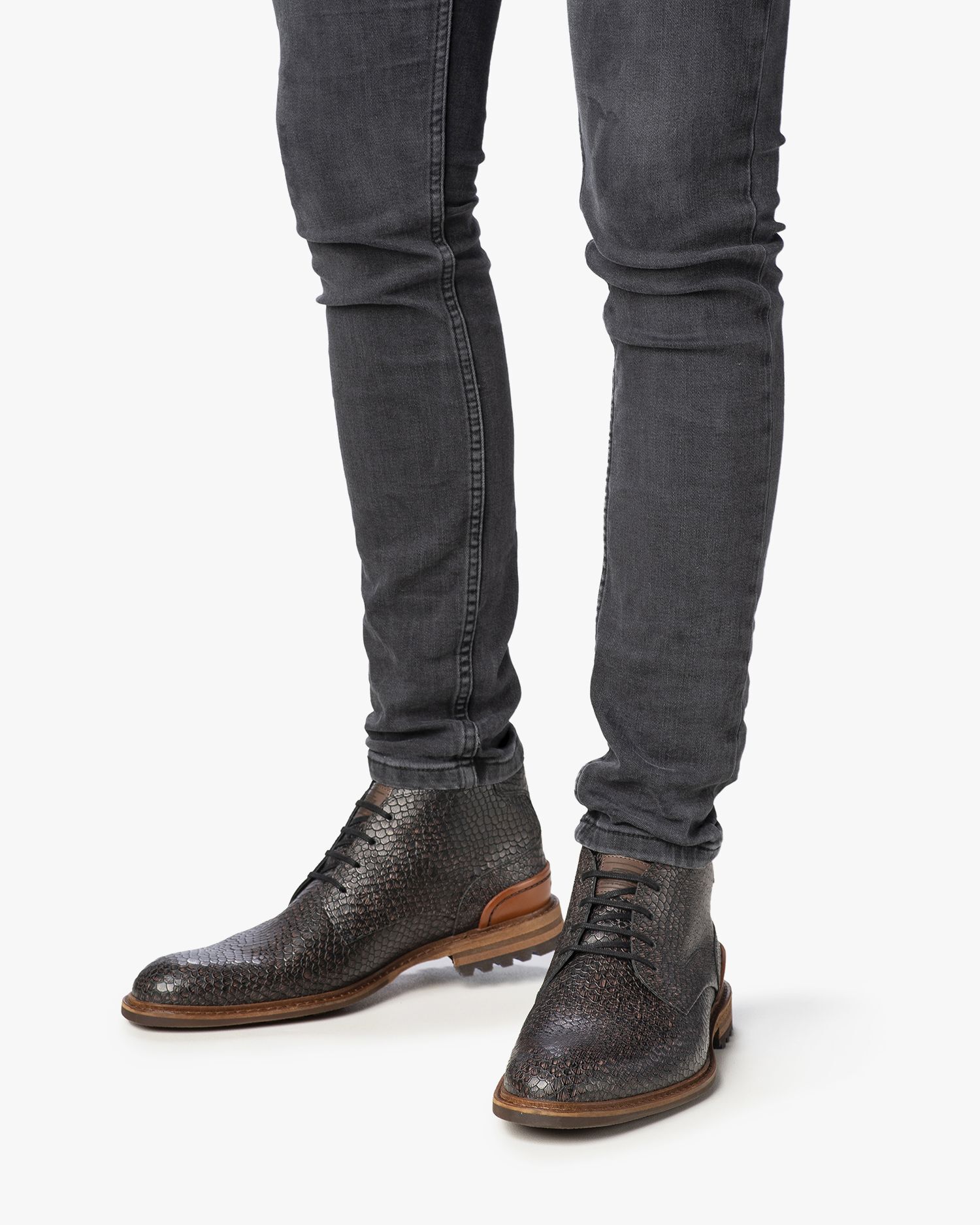 Van bommel outlet boots sale