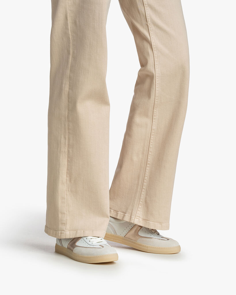 The product image is missing!