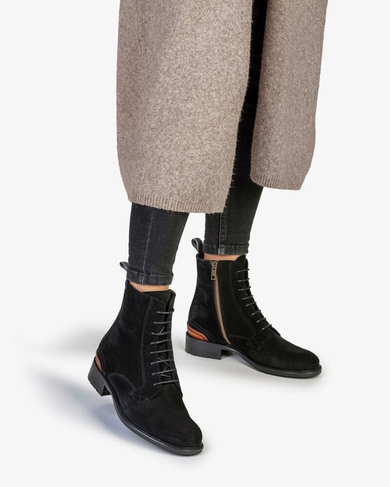 Veterboot su&egrave;de zwart