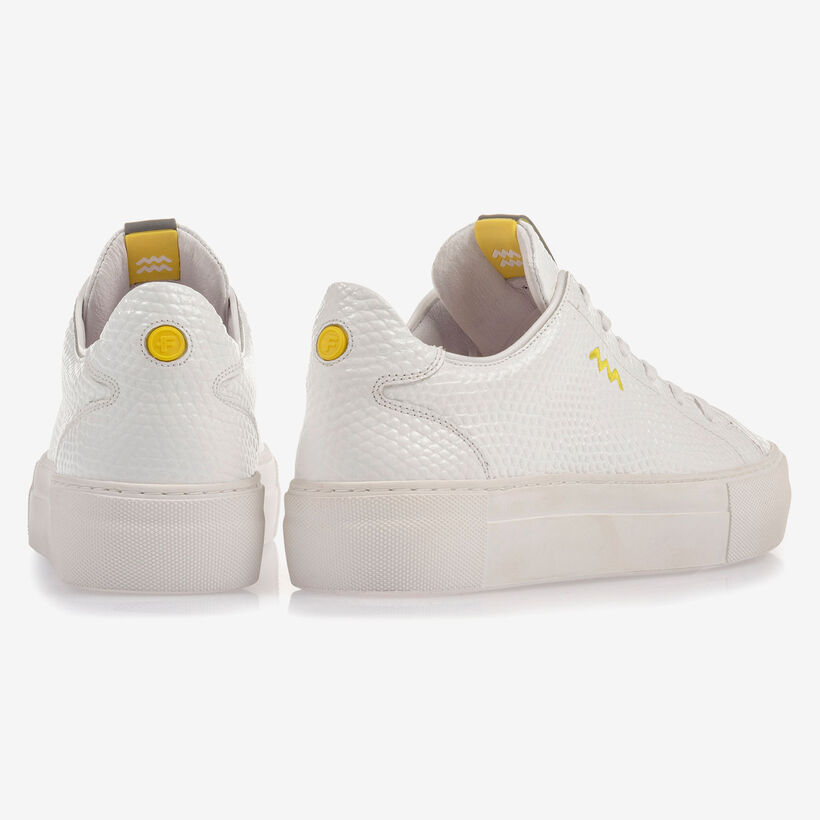 Witte leren sneaker met structuur