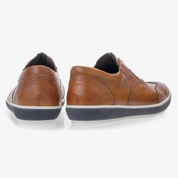 Cognac-coloured calf leather brogue shoe