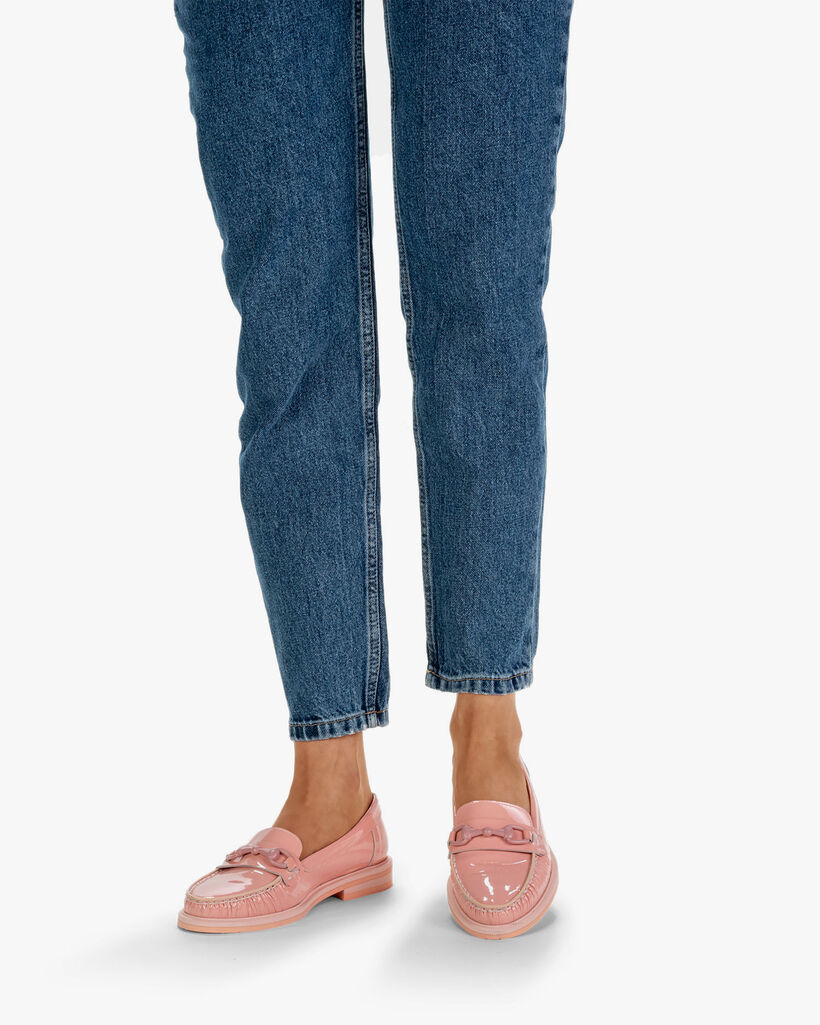 Loafer patent leather pink
