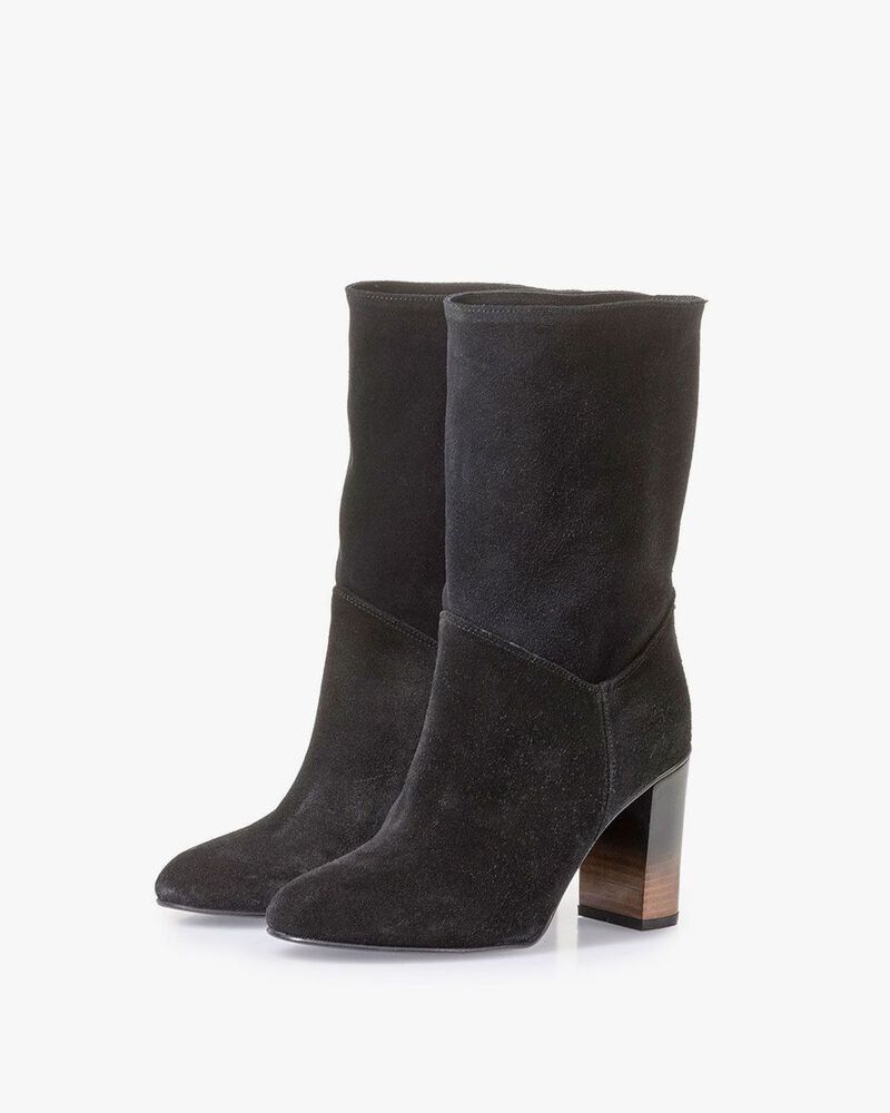 Black suede leather boots