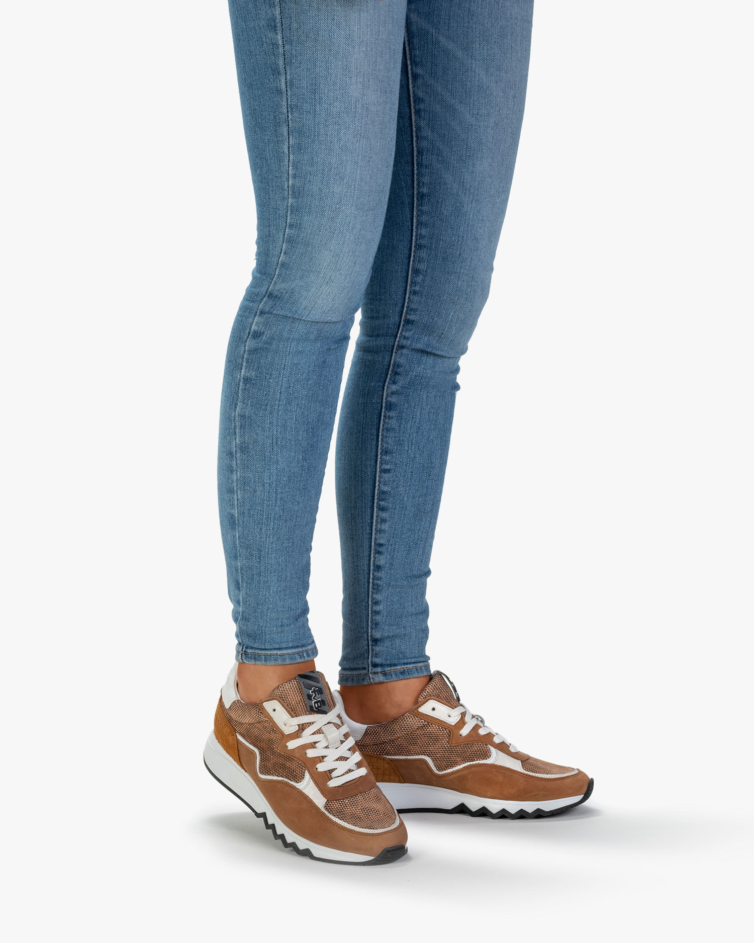 Nineti metallic cognac-coloured | Floris van Bommel Women®