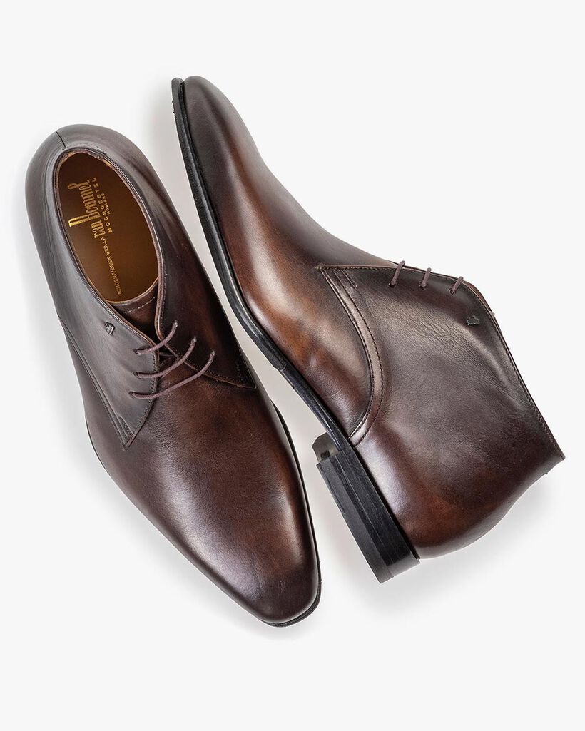 Donkerbruine kalfsleren veterschoen