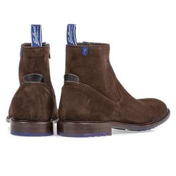 Wolgevoerde boot bruin