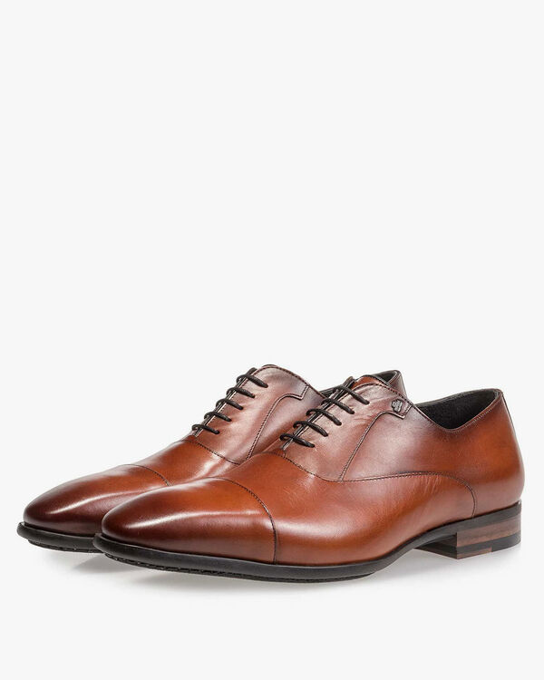 Kalfsleren veterschoen cognac