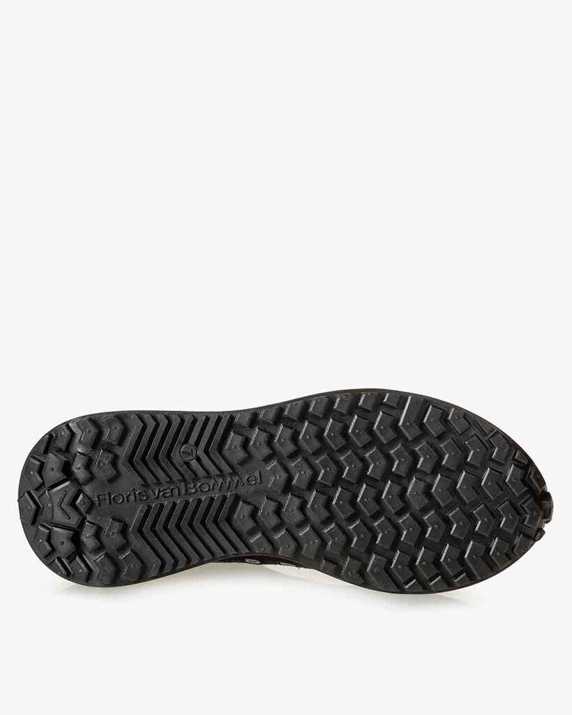 Sneaker space invaders zwart