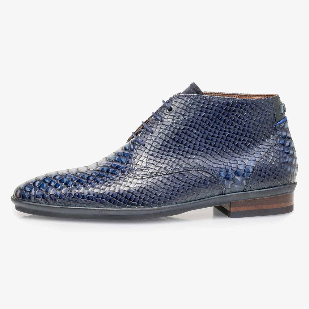 Blue calf leather lace shoe with snake print