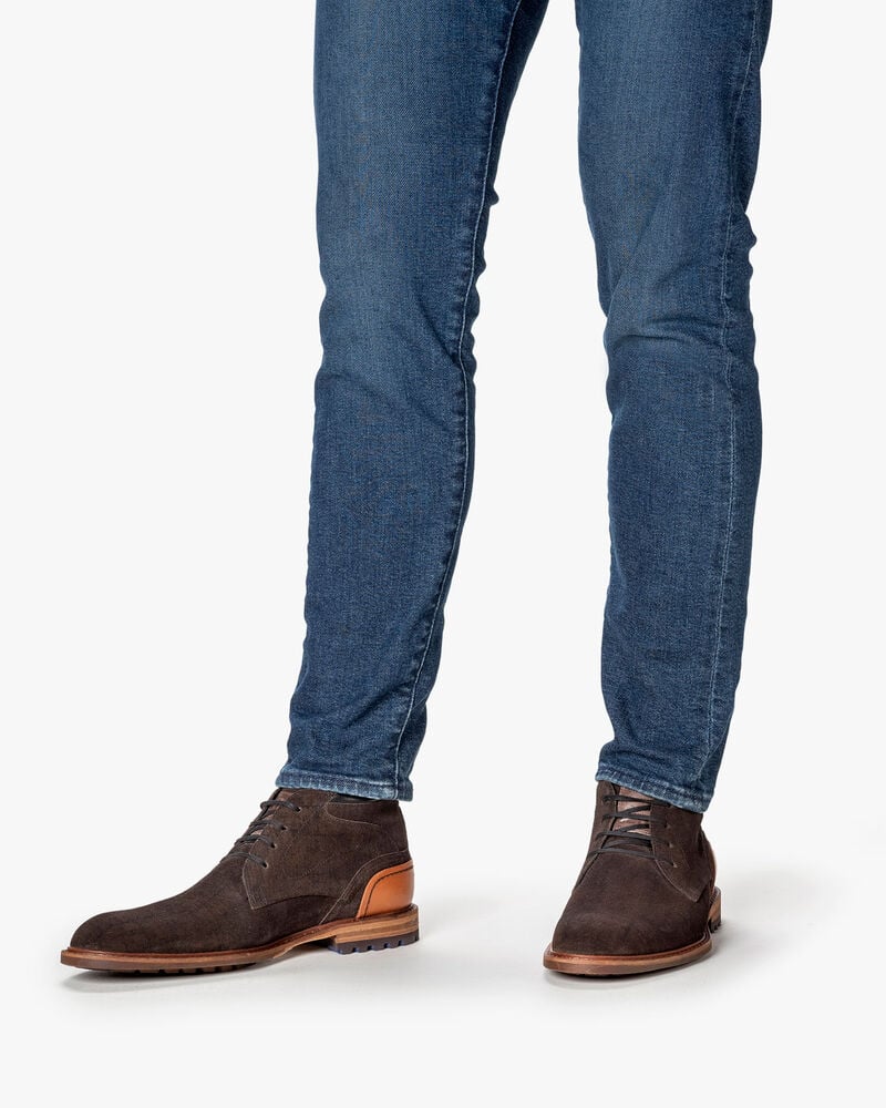 Lace boot suede dark brown