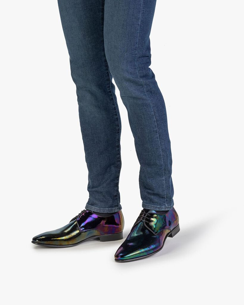 Lace shoe multi-colour patent leather