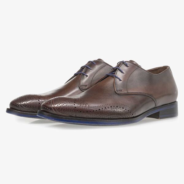 Dark brown calf leather lace shoe