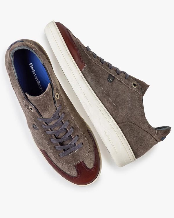 Sneaker su&egrave;de donker taupe