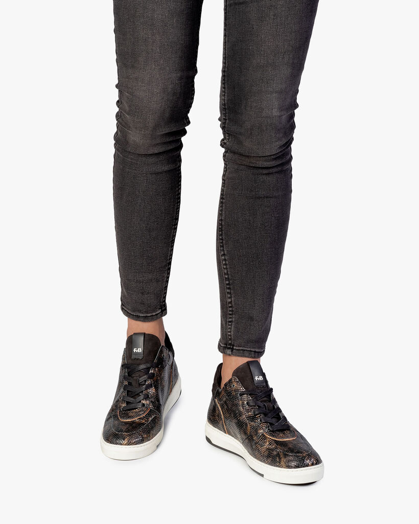 Sneaker snake print copper